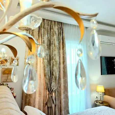 Goldenspace Exquisite Near The Port ヴォロス