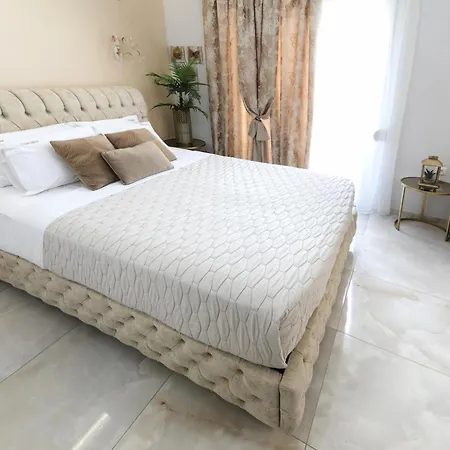 Goldenspace By Evagelias Homes Volos Appartement