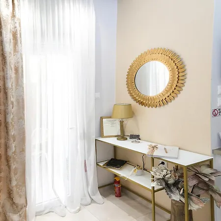 아파트 Goldenspace By Evagelias Homes Volos